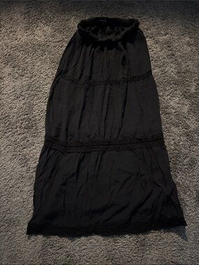 Streetwear Society Women’s Black Tiered Maxi Skirt with Lace Trim